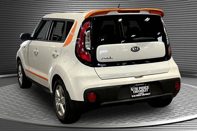 Used 2018 Kia Soul FWD image 4