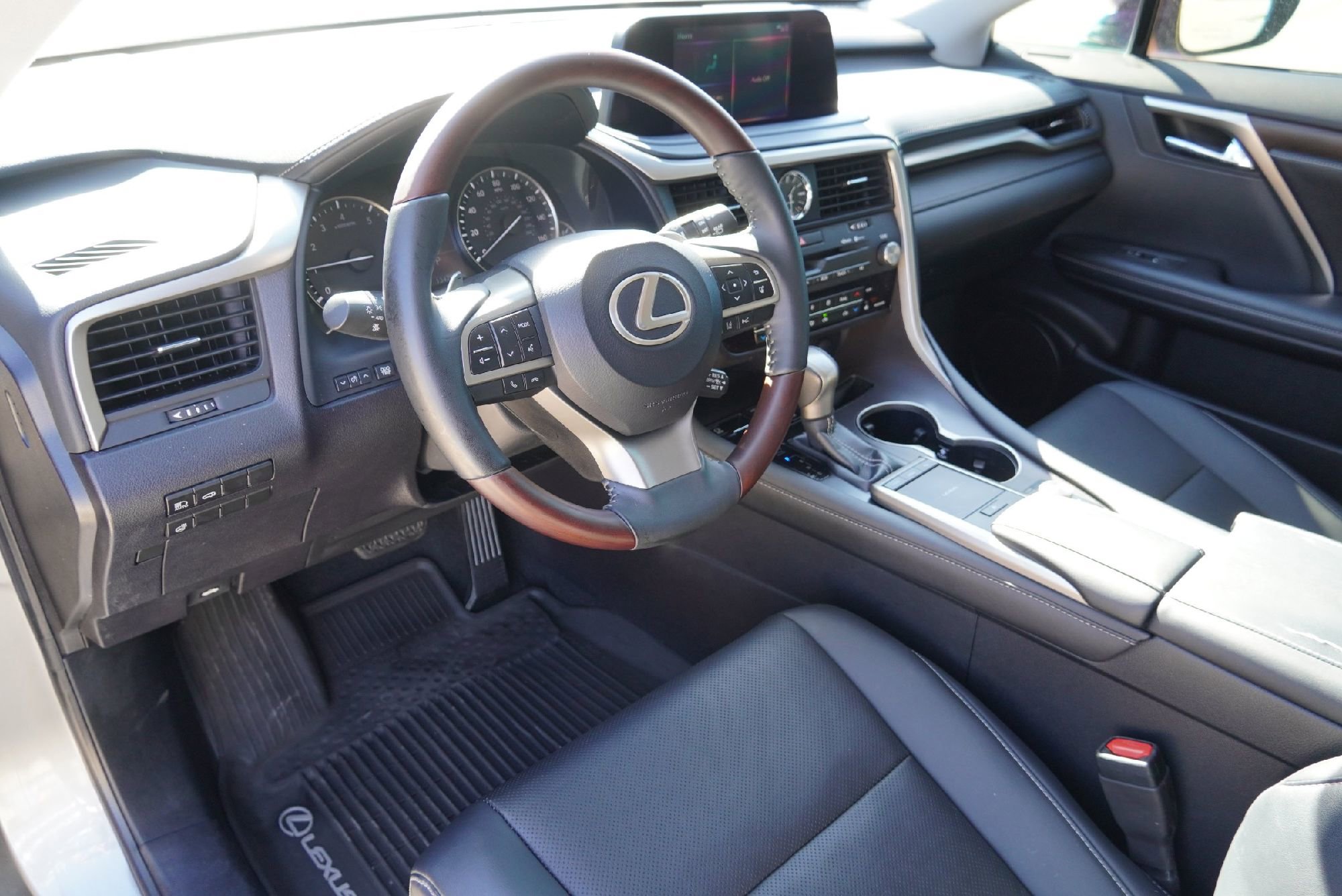 Used 2022 Lexus RX 350 AWD w/ Premium Package image 8