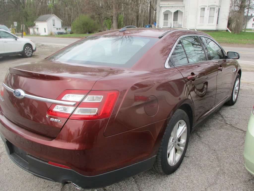 Used 2015 Ford Taurus SEL w/ Equipment Group 201A FWD image 7