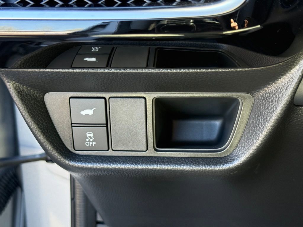 Certified 2025 Acura ADX AWD image 27