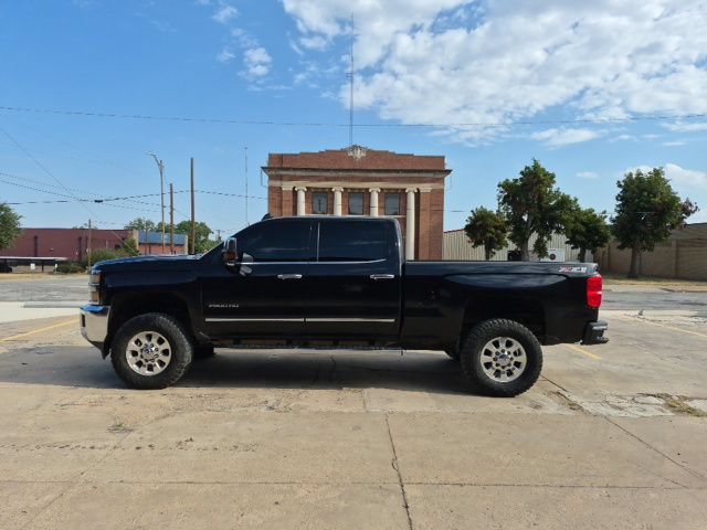 Used 2015 Chevrolet Silverado 2500 LTZ w/ Duramax Plus Package AWD/4WD image 4