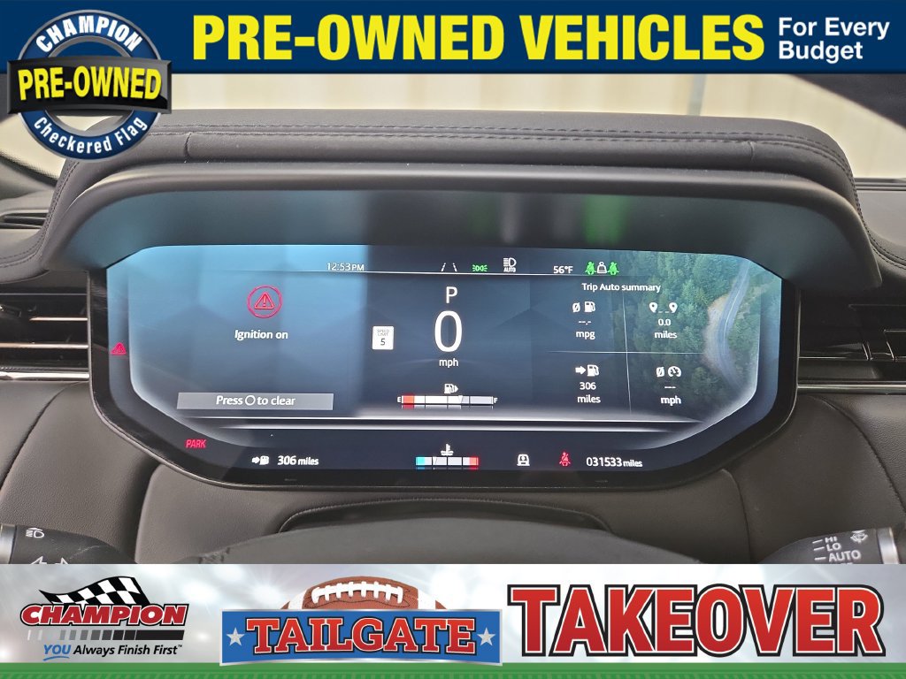 Used 2025 Land Rover Range Rover Sport SE AWD/4WD image 3