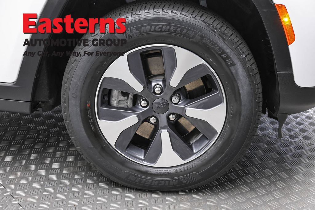 Used 2023 Jeep Grand Cherokee 4WD 4xe image 36