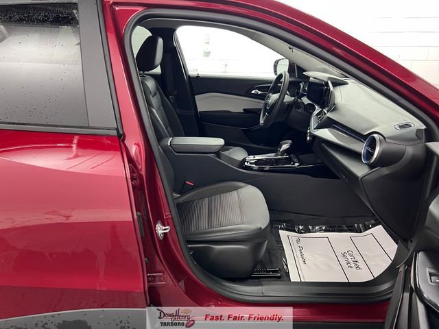Used 2025 Chevrolet Trax LT image 39