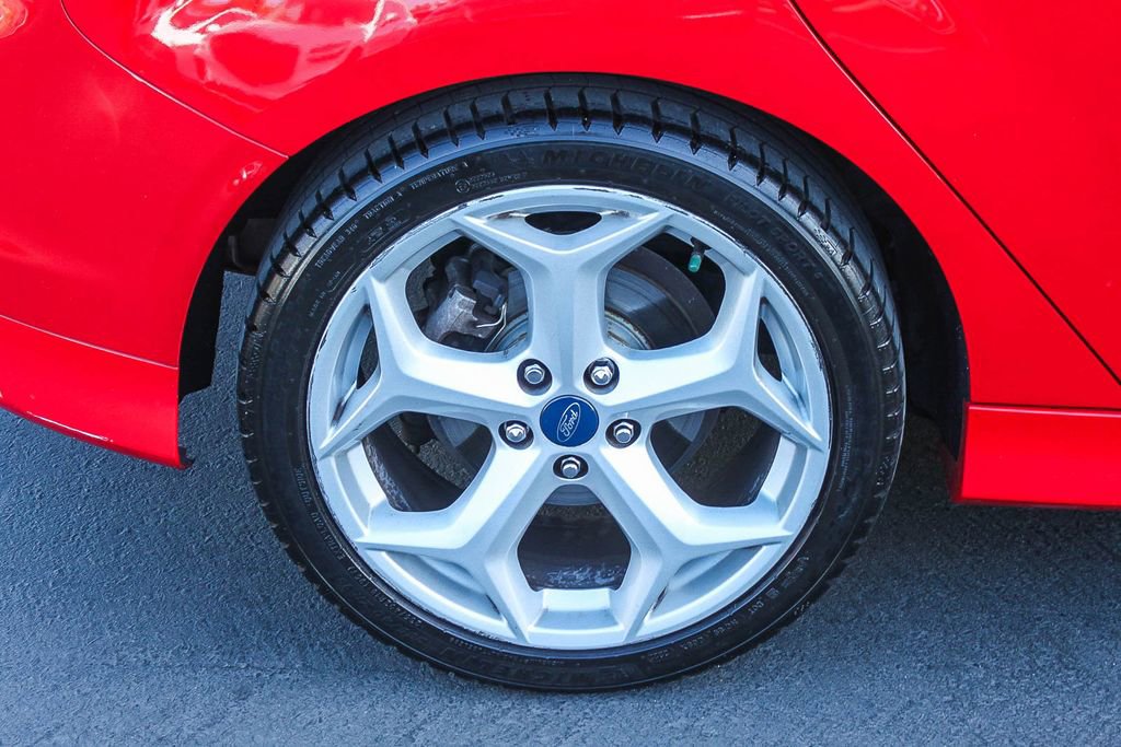 Used 2013 Ford Focus ST FWD image 13