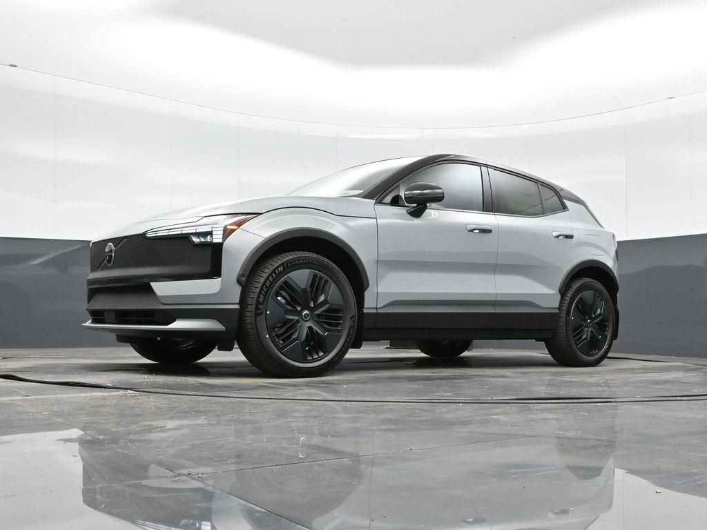 New 2026 Volvo EX30 Cross Country Ultra w/ Protection Package Premier AWD/4WD image 33