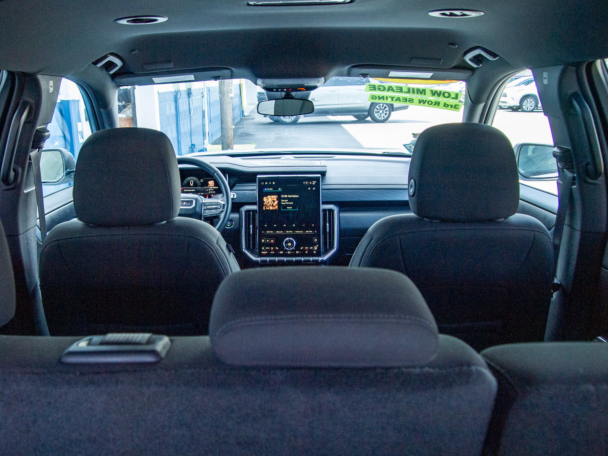 Used 2025 GMC Acadia Elevation FWD image 28