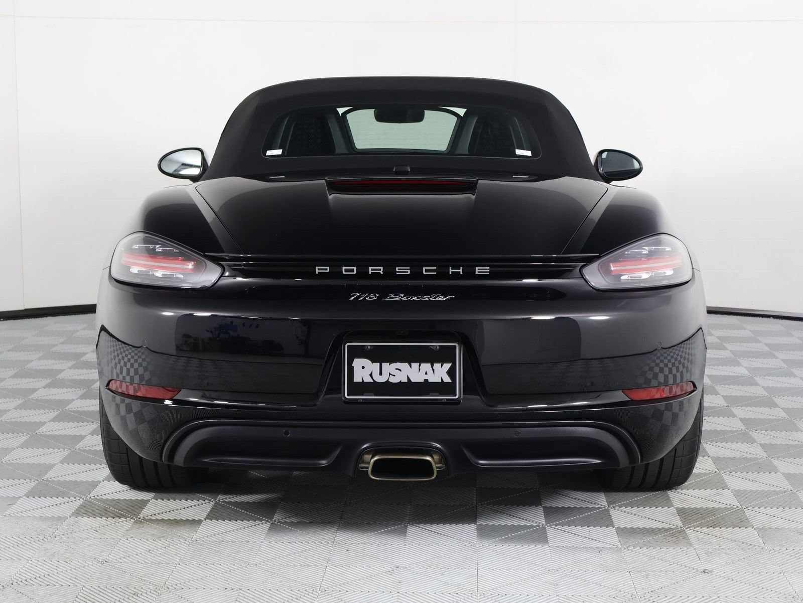 Certified 2023 Porsche 718 Boxster RWD image 6