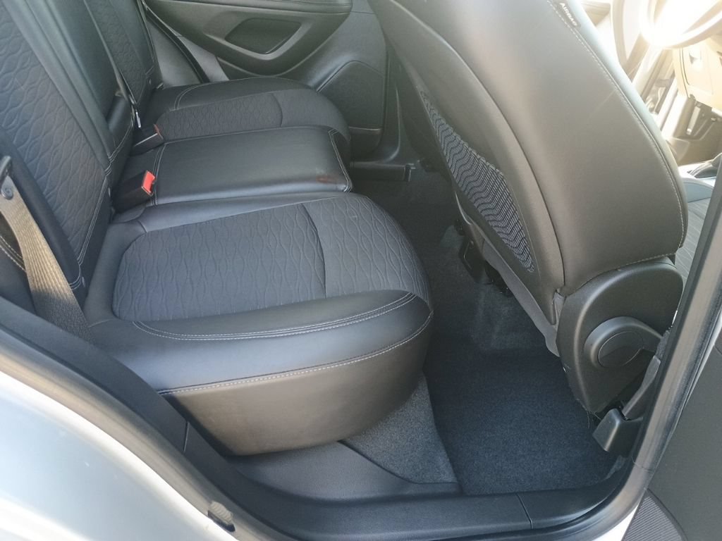 Used 2016 Buick Encore FWD image 19