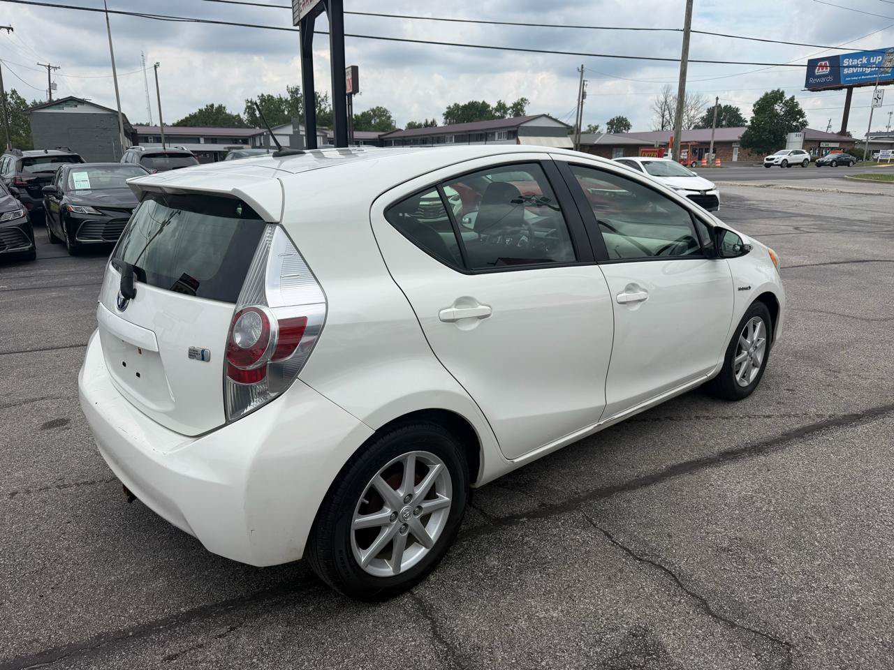 Used 2012 Toyota Prius C Three FWD image 6