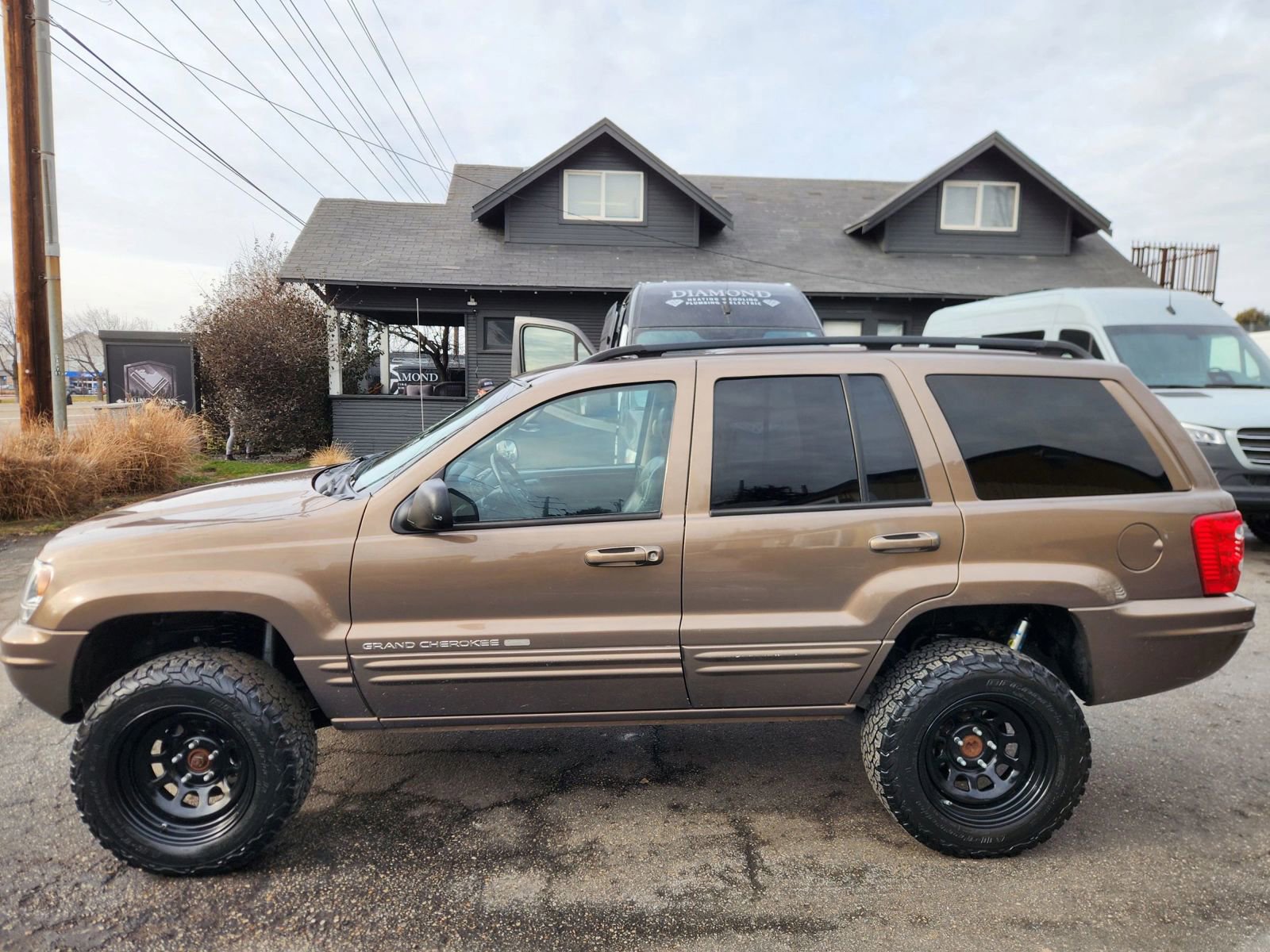 Used 2002 Jeep Grand Cherokee Limited image 2