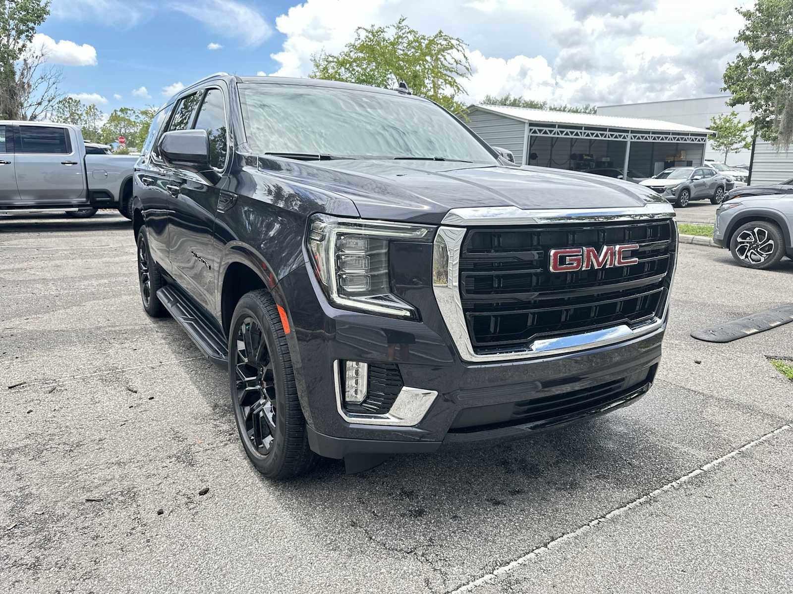 Certified 2023 GMC Yukon SLE RWD image 8