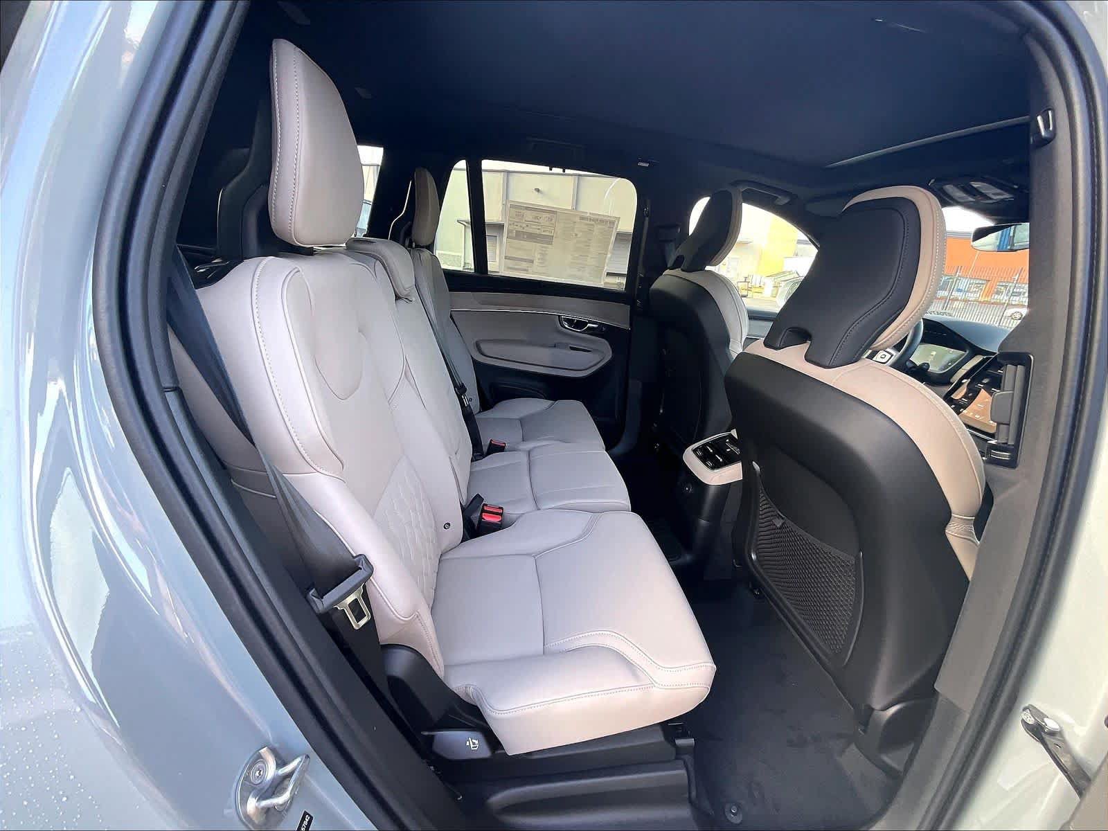 New 2027 Volvo XC90 T8 Bright AWD/4WD image 27