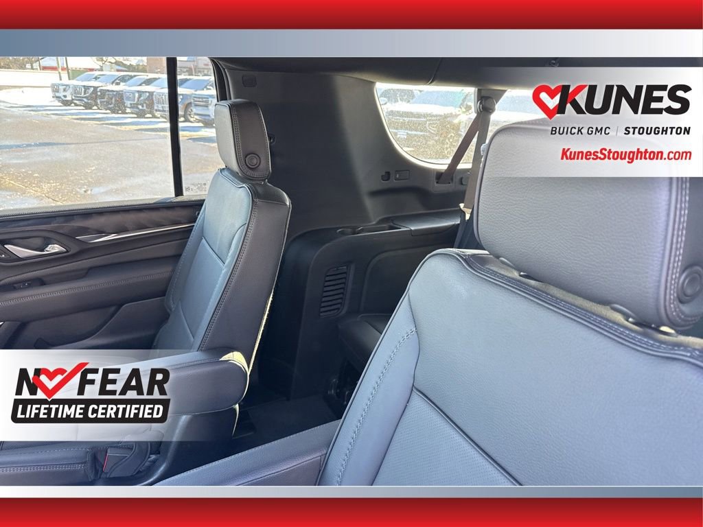 Used 2023 GMC Yukon XL Denali image 31