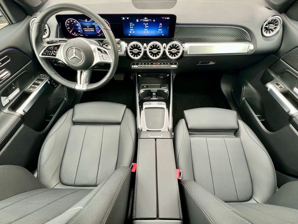 Certified 2025 Mercedes-Benz GLB 250 4MATIC image 14