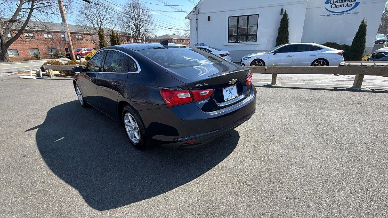 Used 2018 Chevrolet Malibu LS image 5