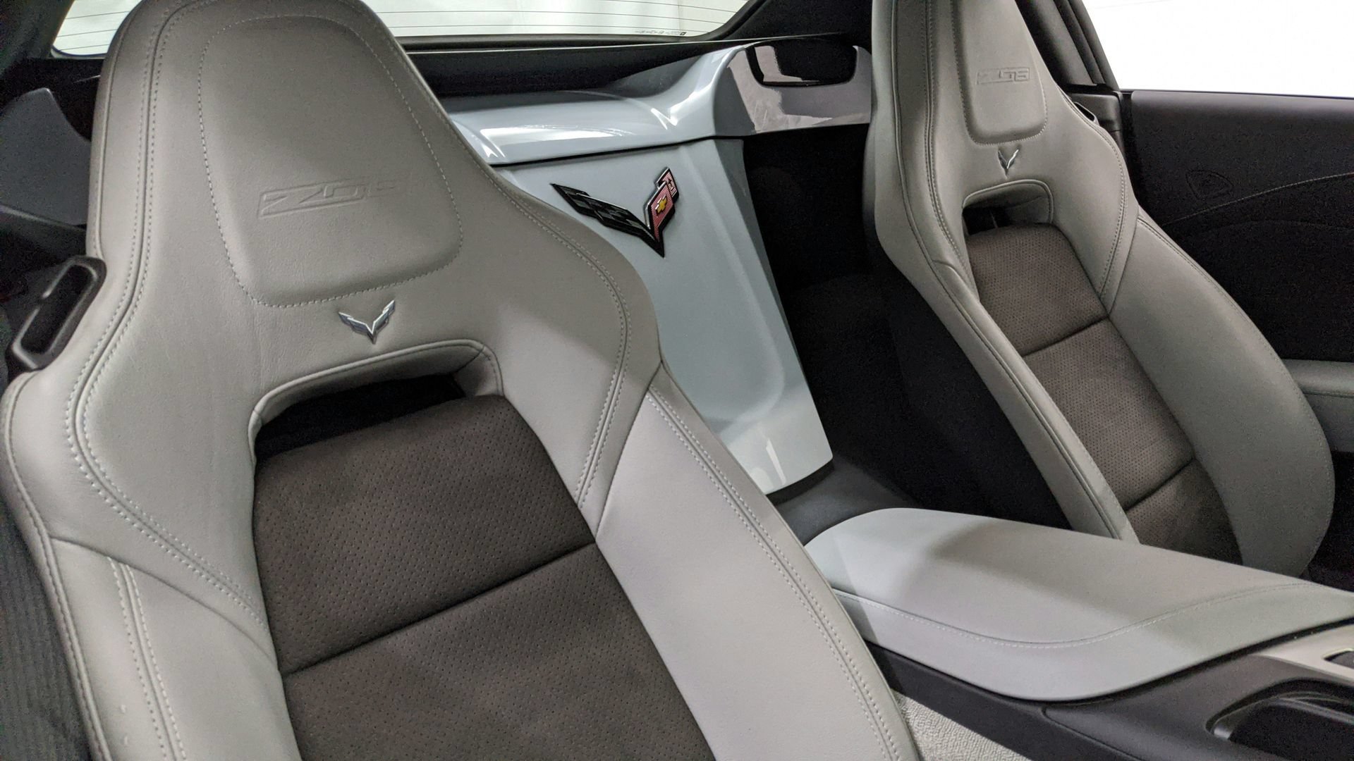 Certified 2019 Chevrolet Corvette Z06 RWD image 37