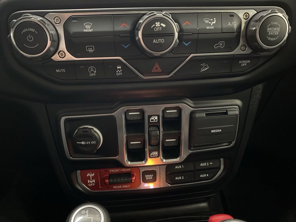 Used 2020 Jeep Wrangler Unlimited Rubicon w/ Dual Top Group image 20