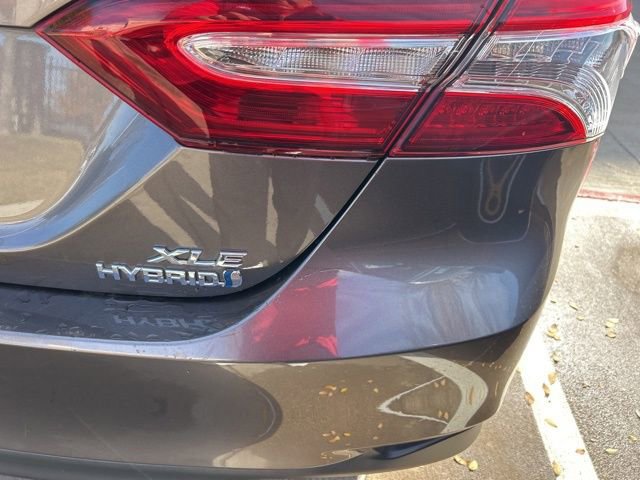 Used 2020 Toyota Camry XLE image 4