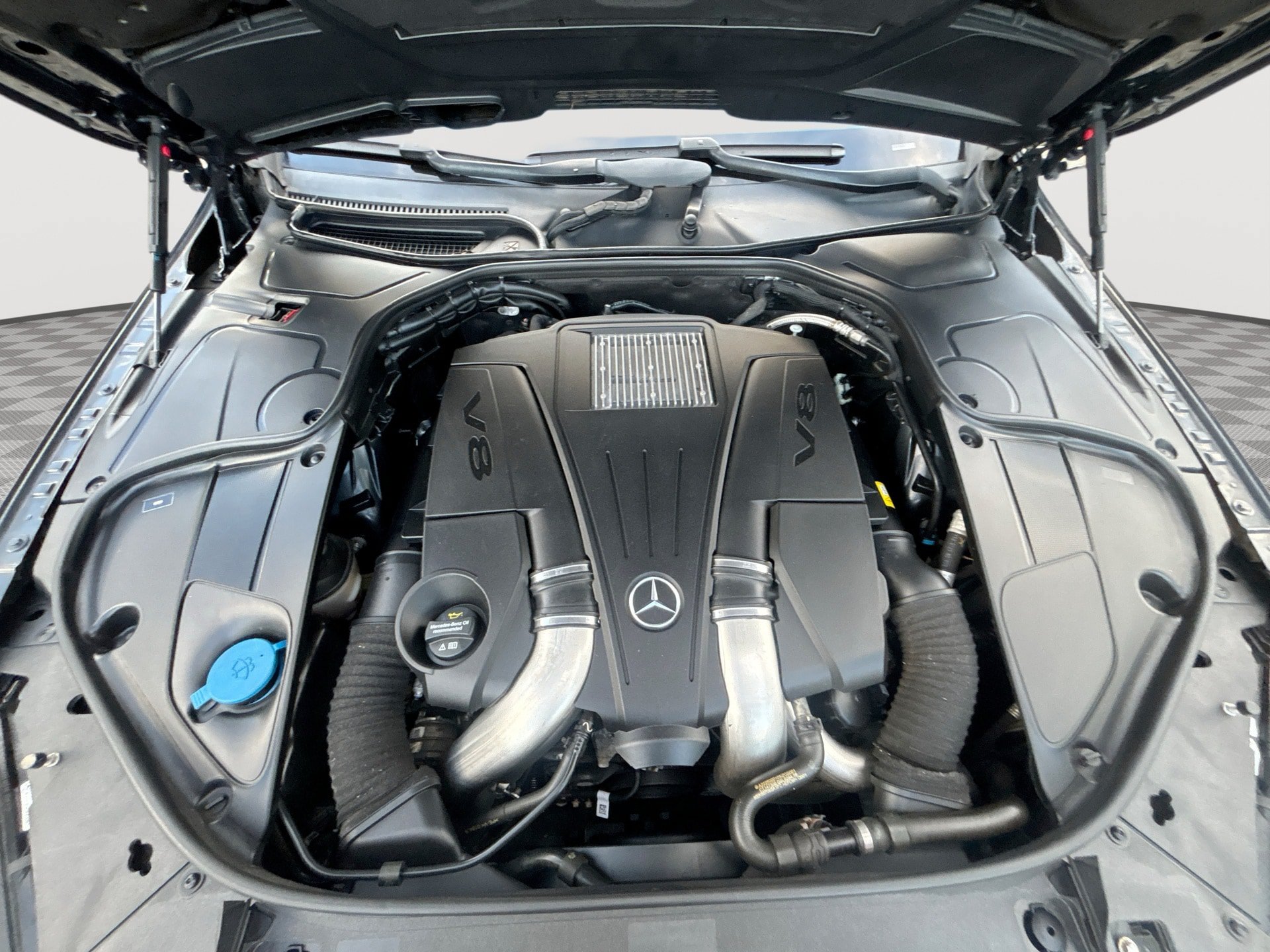 Used 2017 Mercedes-Benz S 550 4MATIC Sedan image 18