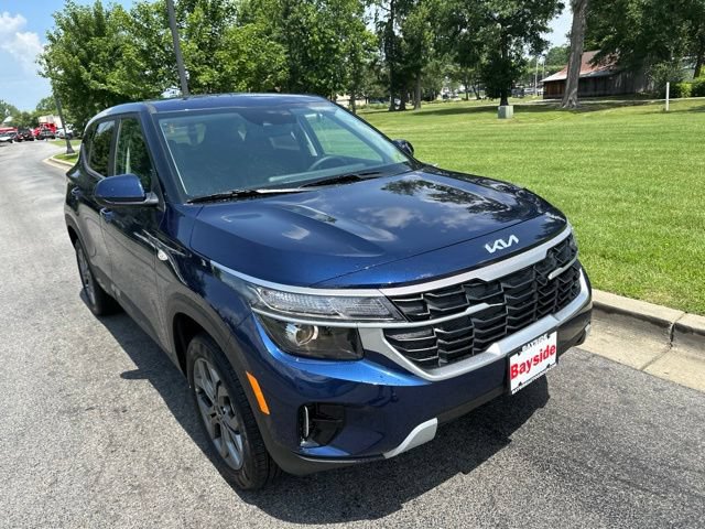 New 2026 Kia Seltos LX AWD/4WD image 8