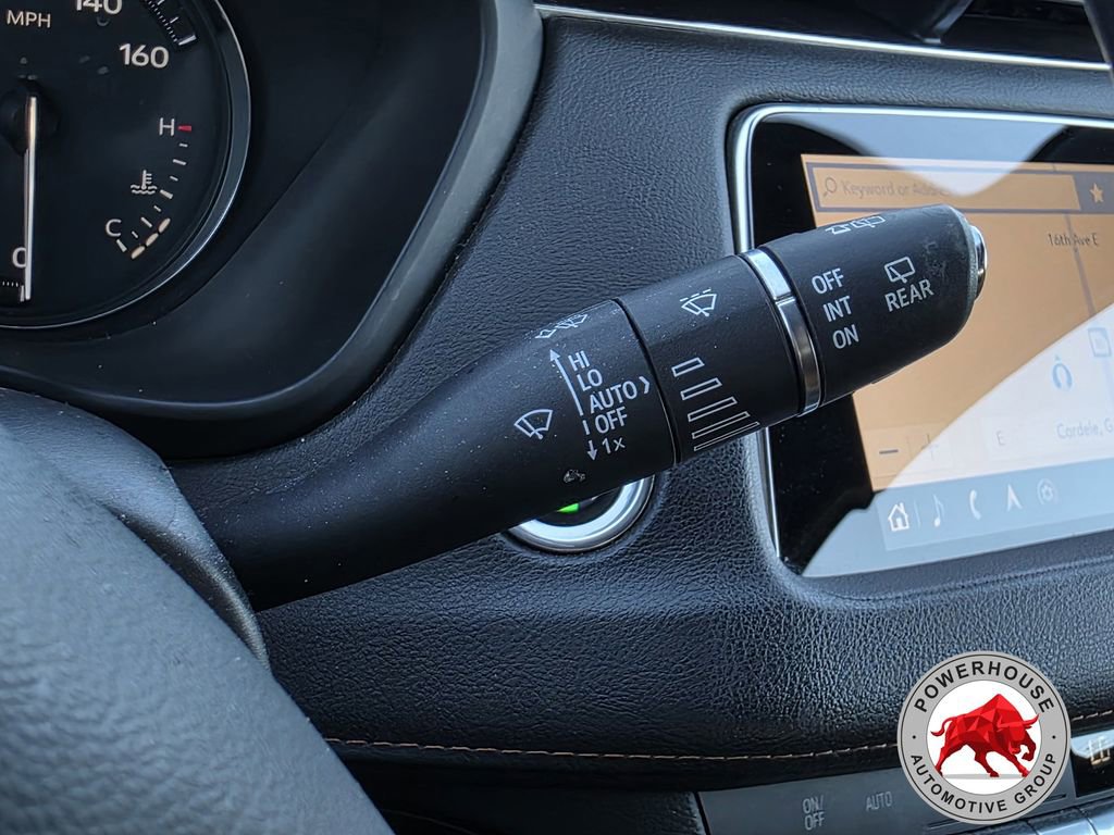 Used 2019 Cadillac XT4 Premium Luxury FWD image 31