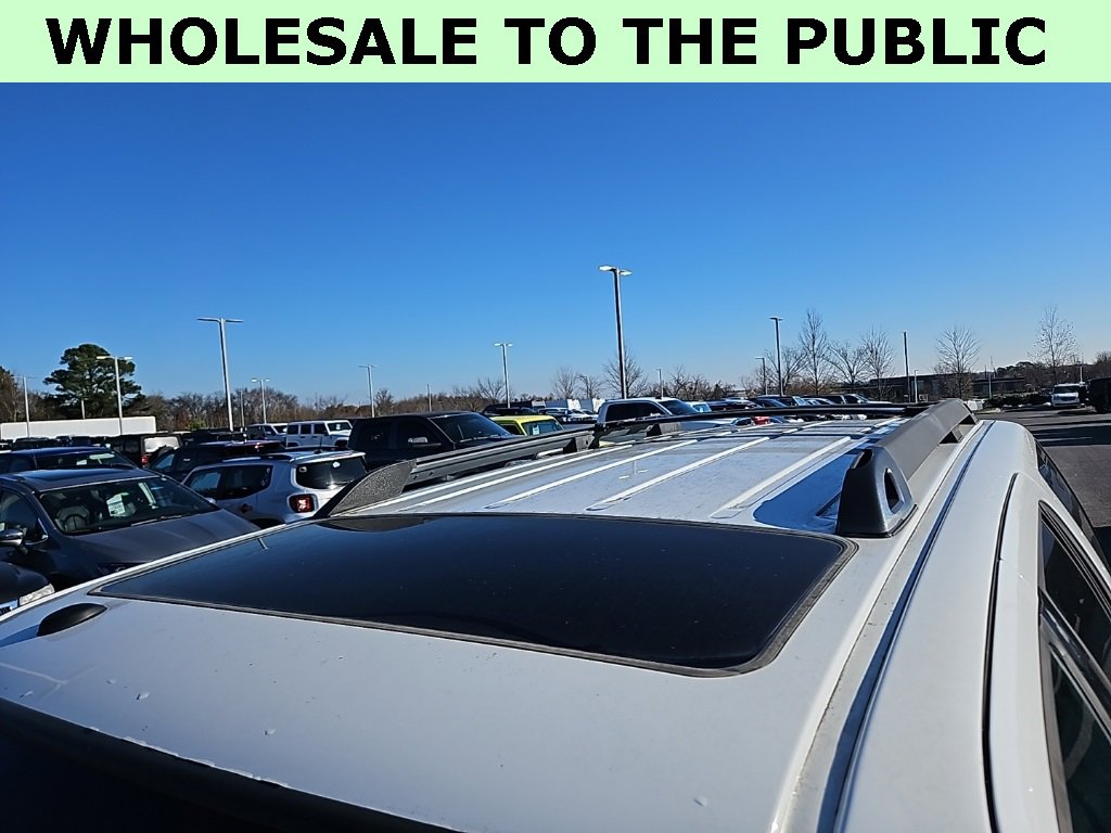 Used 2012 Ford Expedition XLT image 9