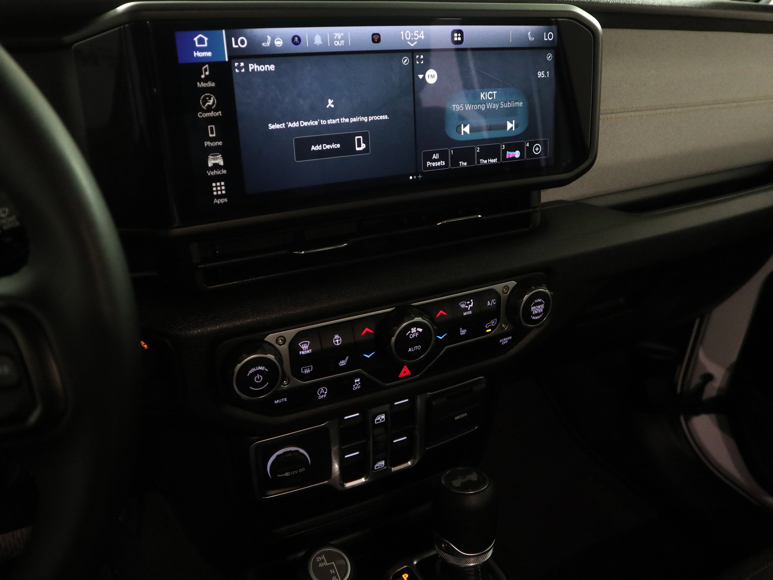 Used 2025 Jeep Wrangler Unlimited Sport AWD/4WD image 23