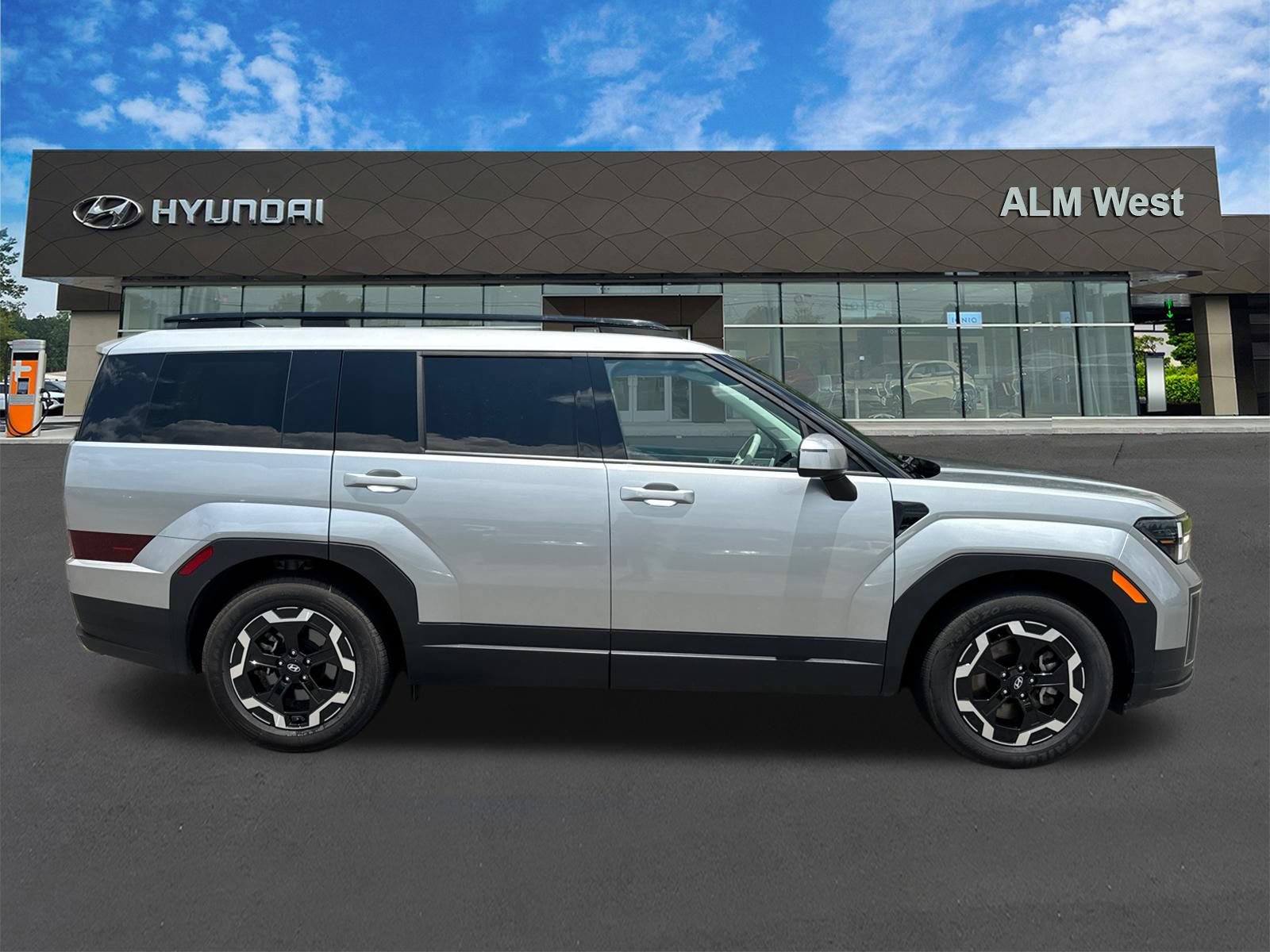Certified 2024 Hyundai Santa Fe SEL FWD image 4