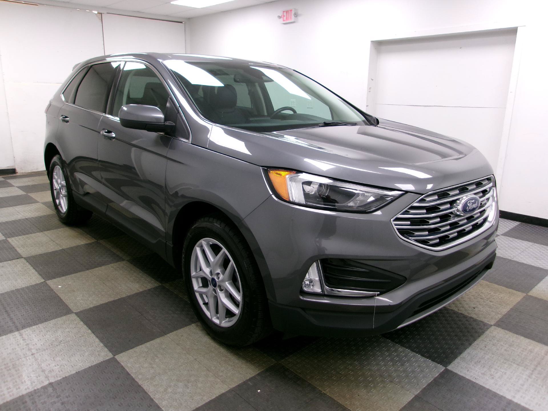 Used 2022 Ford Edge SEL w/ Convenience Package AWD/4WD image 15