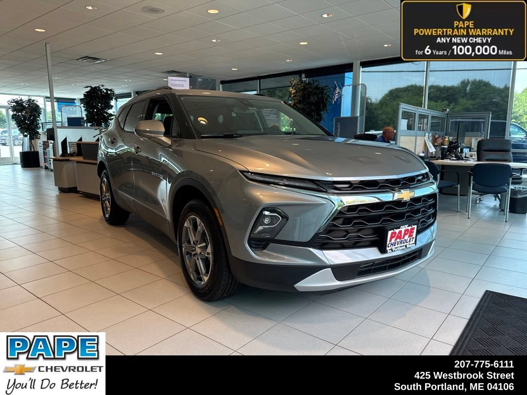 New 2025 Chevrolet Blazer LT w/ Convenience Package AWD/4WD image 1
