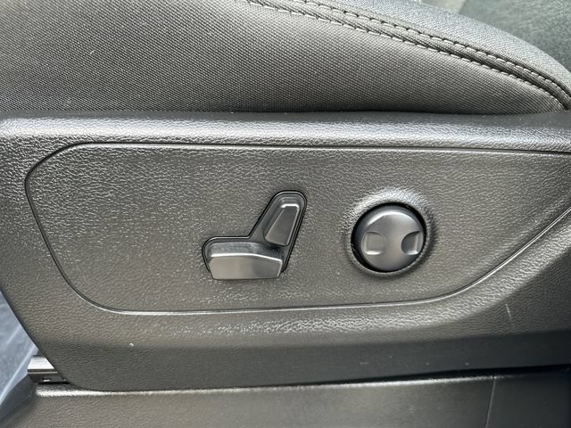 Used 2025 RAM 1500 Big Horn AWD/4WD image 29