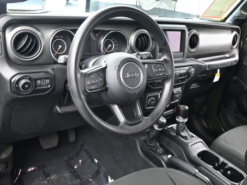 Used 2022 Jeep Wrangler Unlimited Sport image 13