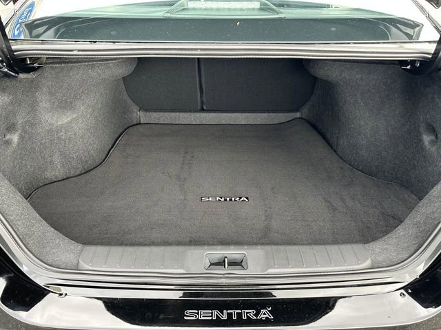 Used 2025 Nissan Sentra SR FWD image 24