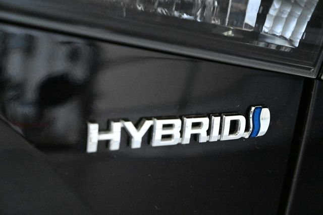 Used 2022 Toyota Highlander XLE AWD/4WD image 14