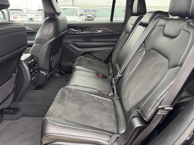 Certified 2023 Jeep Grand Cherokee L Laredo image 28