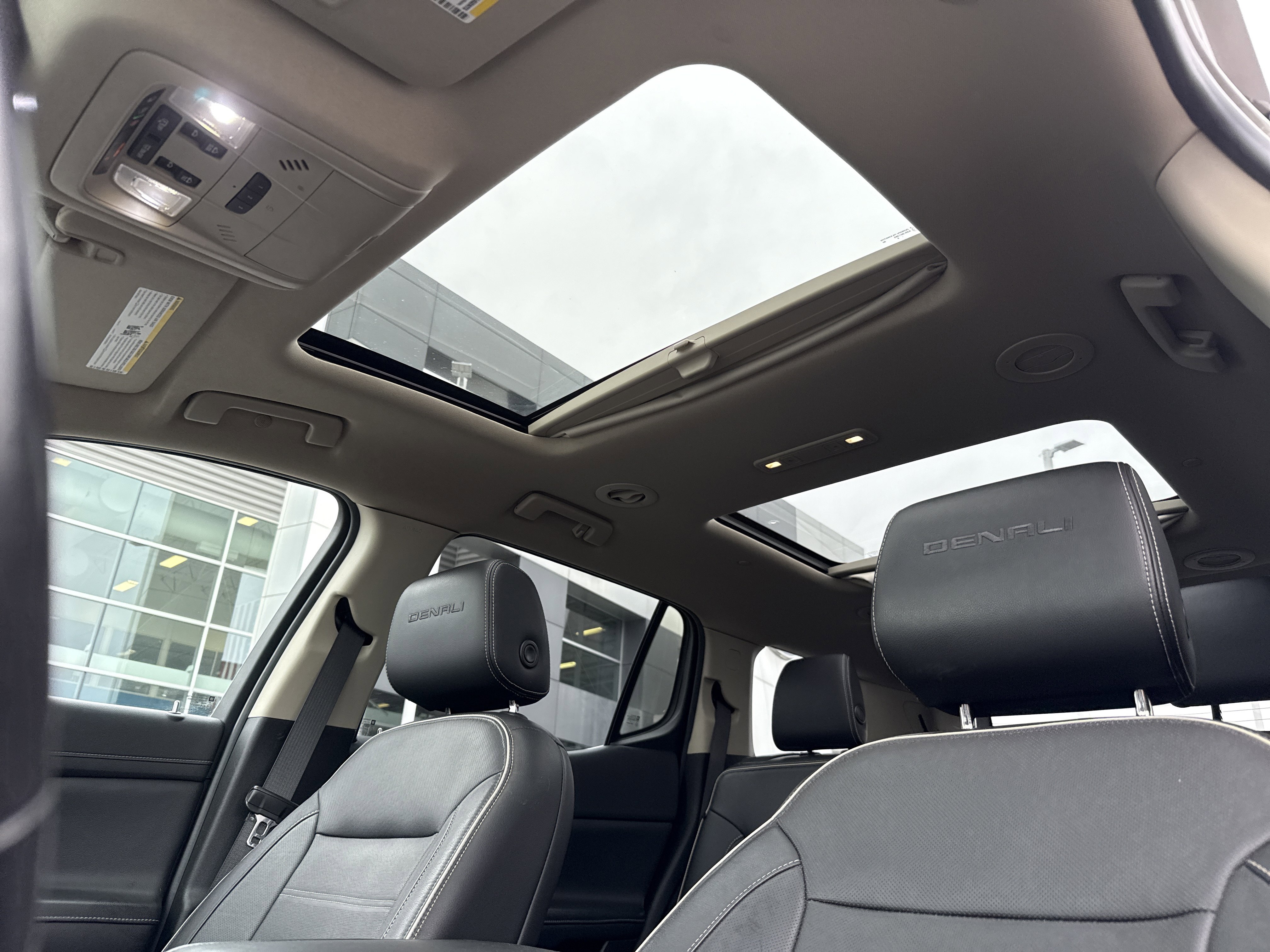 Used 2019 GMC Acadia Denali w/ Technology Package image 16