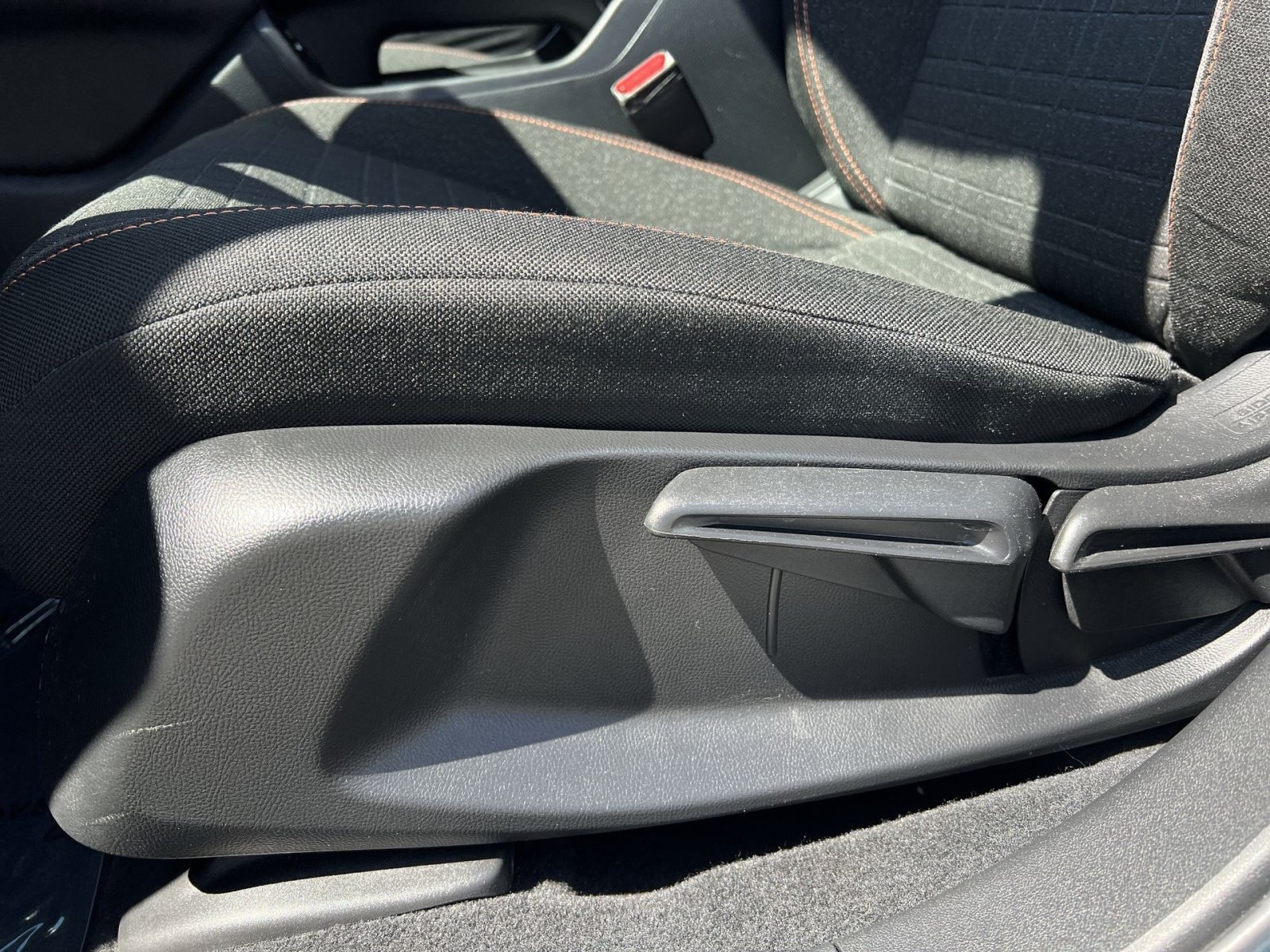 Used 2024 Honda HR-V Sport image 14