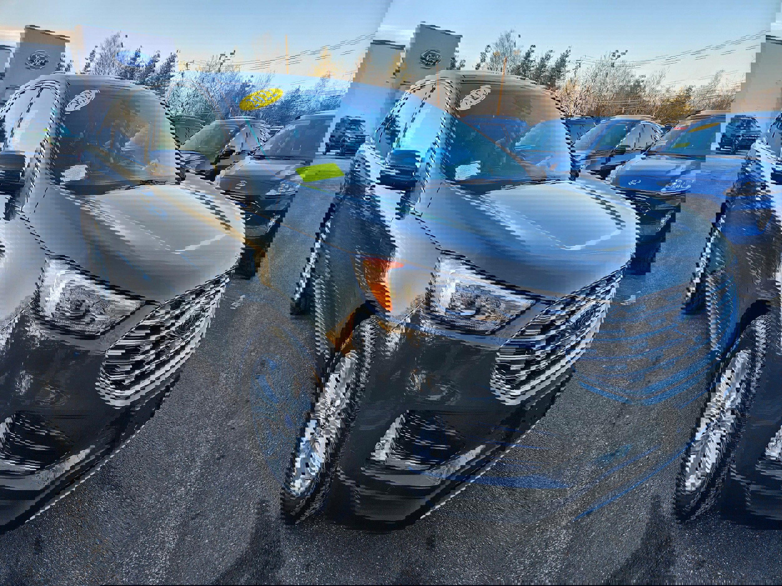 Certified 2022 Ford Edge Titanium w/ Equipment Group 301A image 3