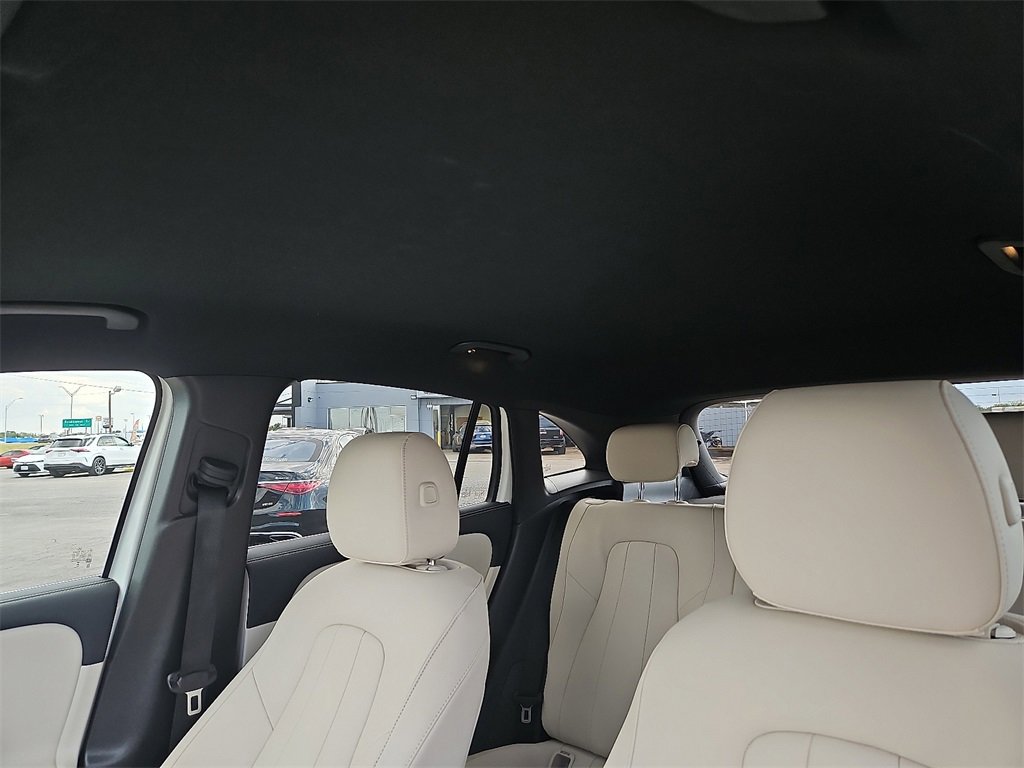 Certified 2025 Mercedes-Benz GLA 250 4MATIC image 22