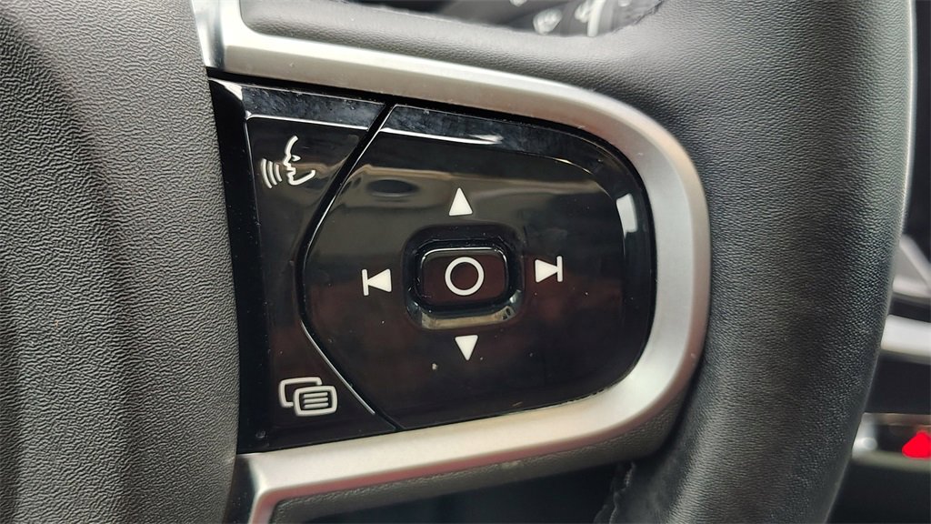 Certified 2025 Volvo V60 B5 Cross Country Plus image 14