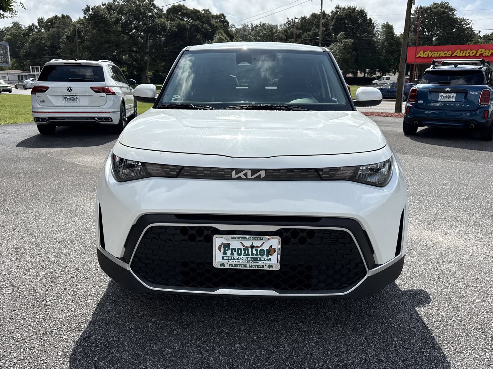 Used 2025 Kia Soul LX w/ LX Technology Package FWD image 8
