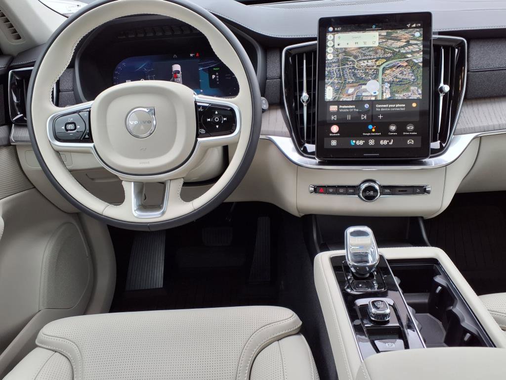 New 2026 Volvo XC90 T8 Ultra image 9