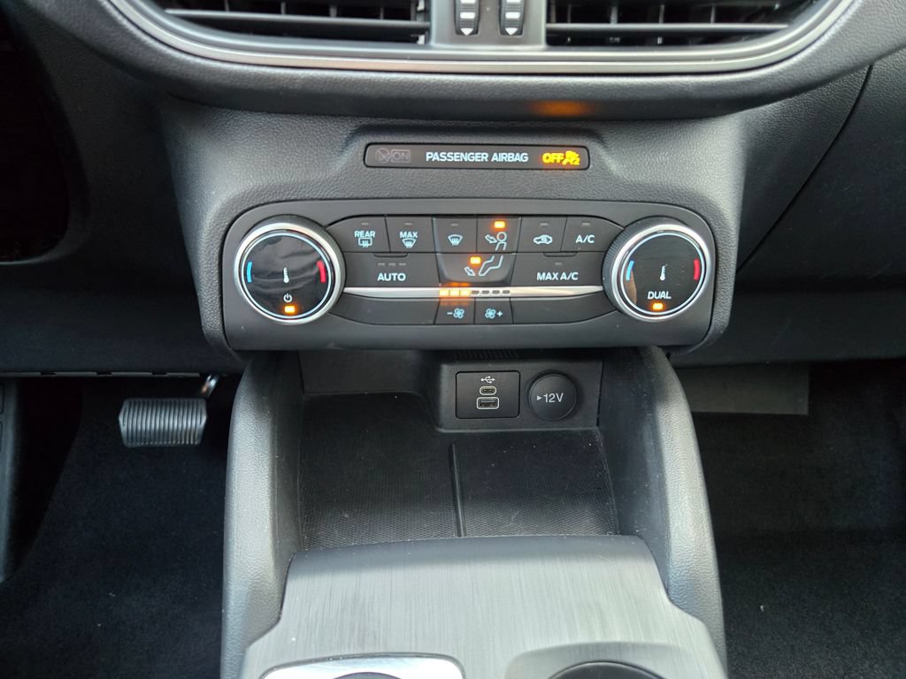 Used 2025 Ford Escape Active AWD/4WD image 26