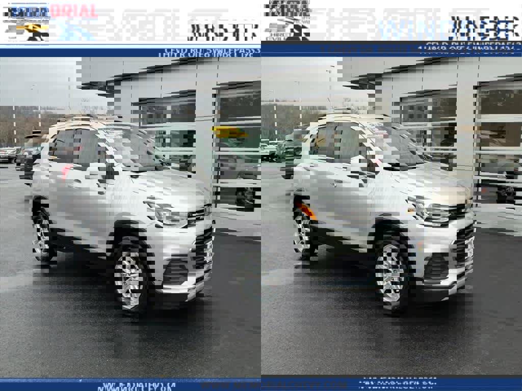 Used 2018 Chevrolet Trax LT w/ LT Convenience Package image 1