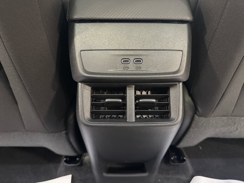 New 2026 Chevrolet Equinox LT w/ Safety and Technology Package FWD image 42