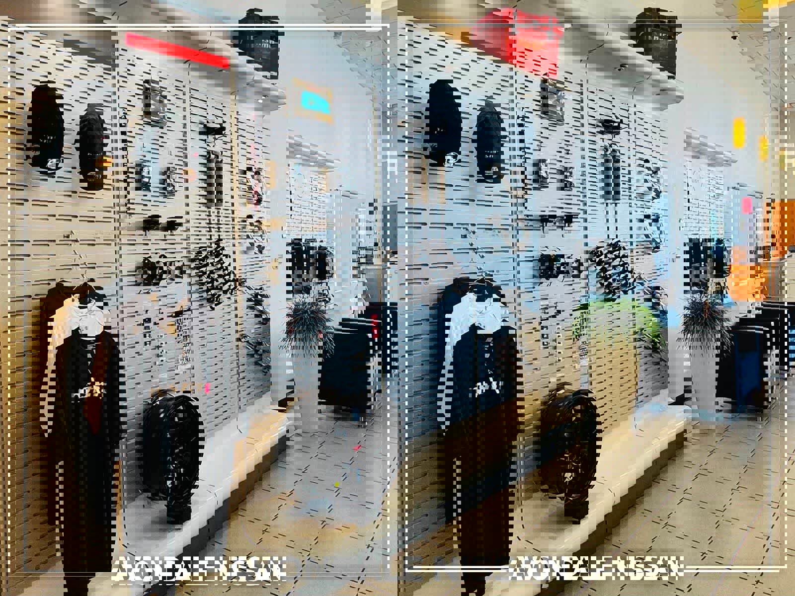 Certified 2018 Nissan NV 3500 S image 35