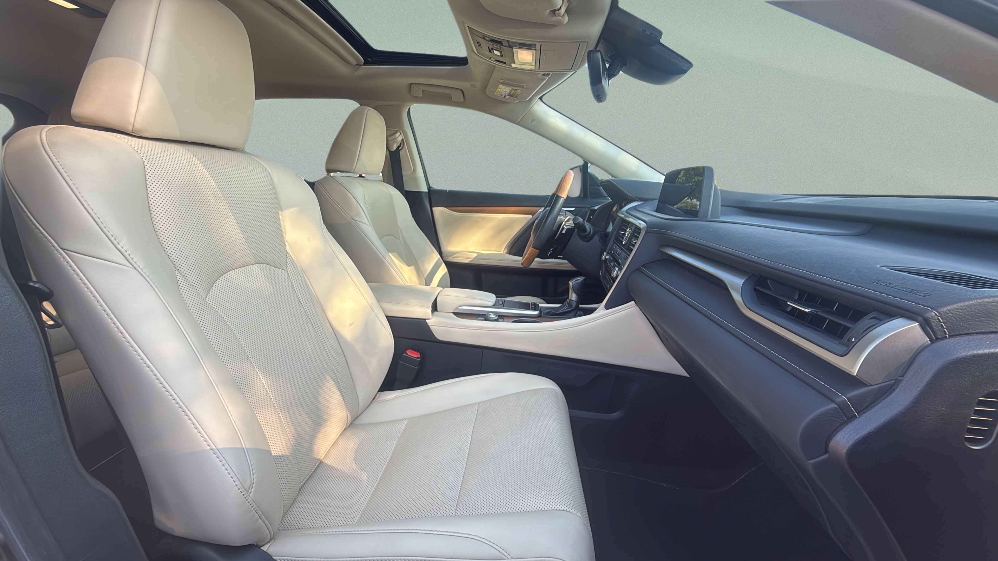 Used 2021 Lexus RX 350 FWD w/ Premium Package image 24