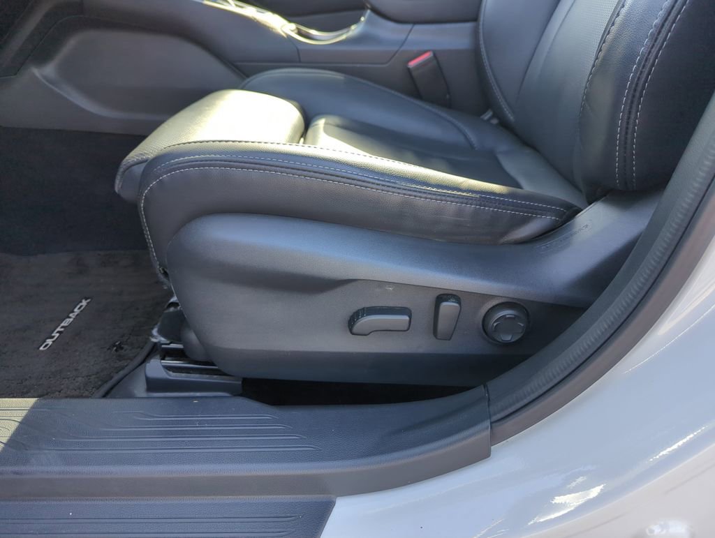 Certified 2024 Subaru Outback Limited XT image 15