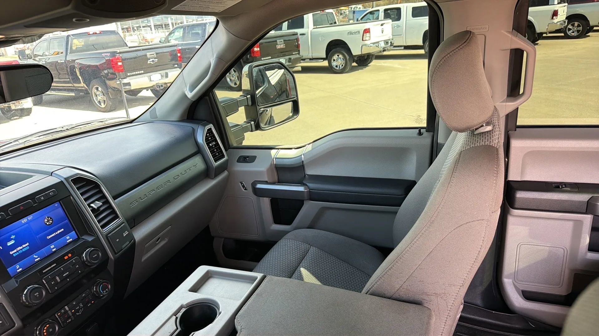 Used 2020 Ford F350 XLT w/ XLT Premium Package AWD/4WD image 59